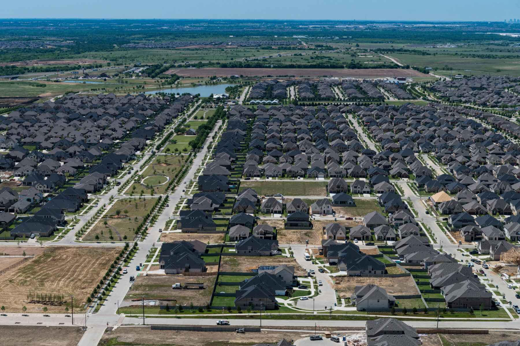 A bird's eye view of the homes, parks and amenities at a Lifestyle by Hillwood community